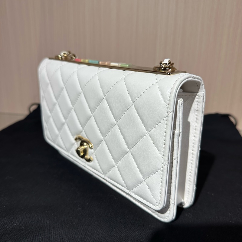 Chanel 香奈兒 treny cc 24c白色金扣-2
