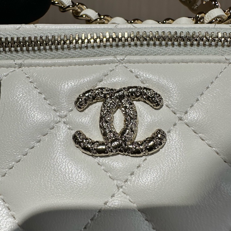 Chanel/香奈兒 23k 花卉手柄扁盒子包 小羊皮-5
