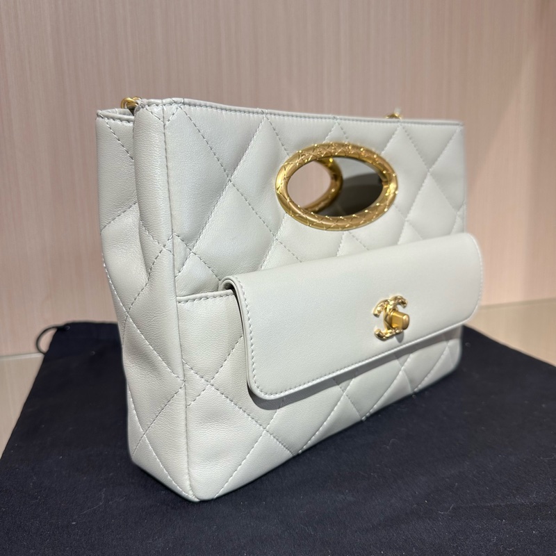 CHANEL香奈儿24B小羊皮 单肩手提包-1