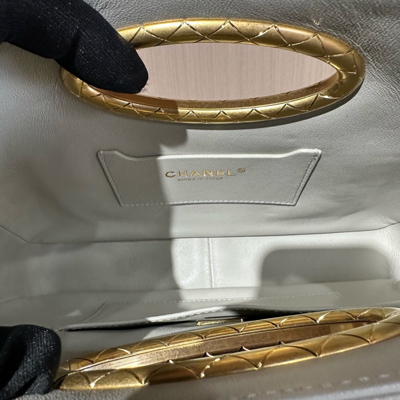 CHANEL香奈儿24B小羊皮 单肩手提包-7