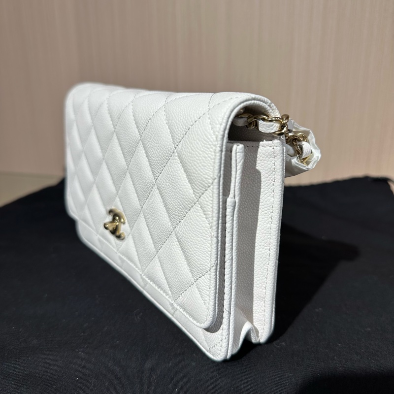 CHANEL香奈兒 22C WOC 菱格金扣 單肩包-2