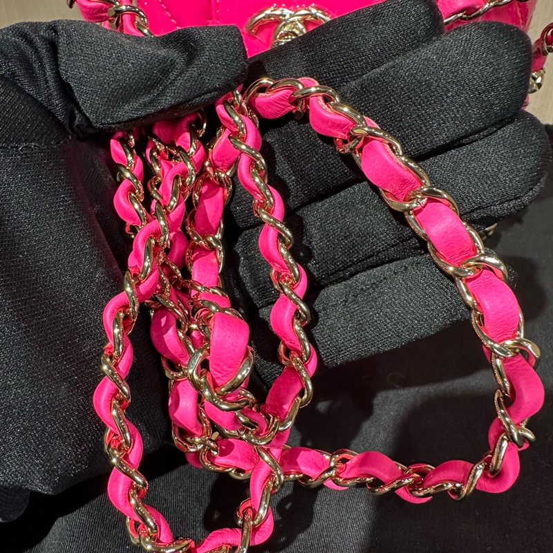 CHANEL香奈儿23C金扣菱格小牛漆皮-9