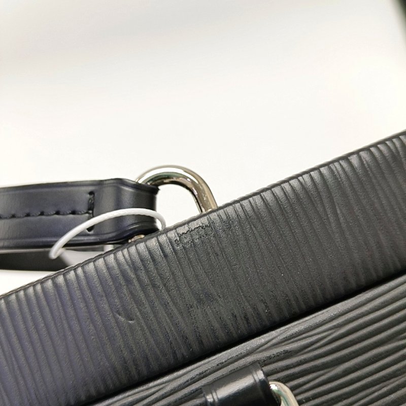 LOUIS VUITTON BLEECKER BOX黑色EPI牛皮水波紋單肩包手提包斜挎包銀色五金可拆卸肩帶-10