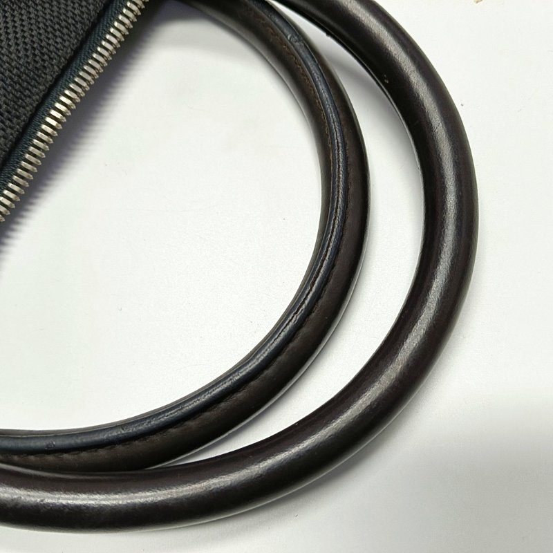 LOUIS VUITTON SOUVERAIN黑色織物單肩包手提包銀色五金-10