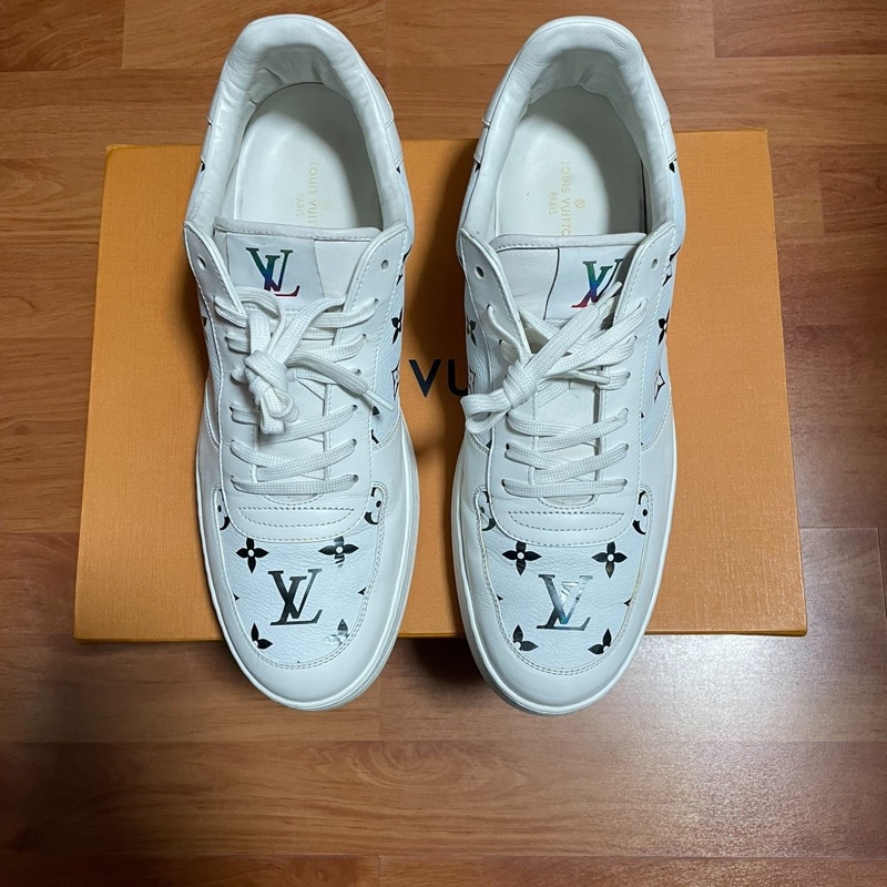 Lv Rivoli Monogram低幫休閒時尚板鞋 白色 43.5碼-2
