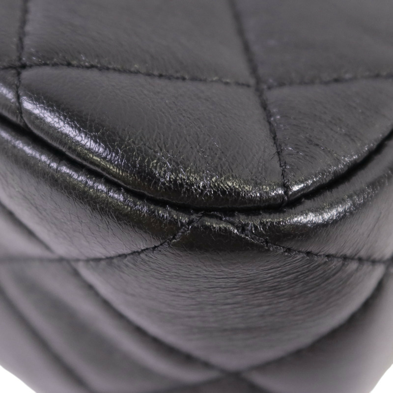 CHANEL 羊皮皮革Hobo Bag金扣鏈帶肩背袋-11