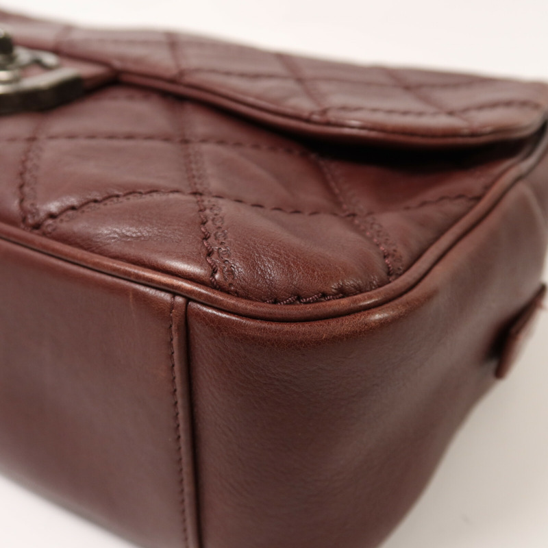 CHANEL 牛皮皮革Chain Shoulder銀扣鏈帶肩背袋-10