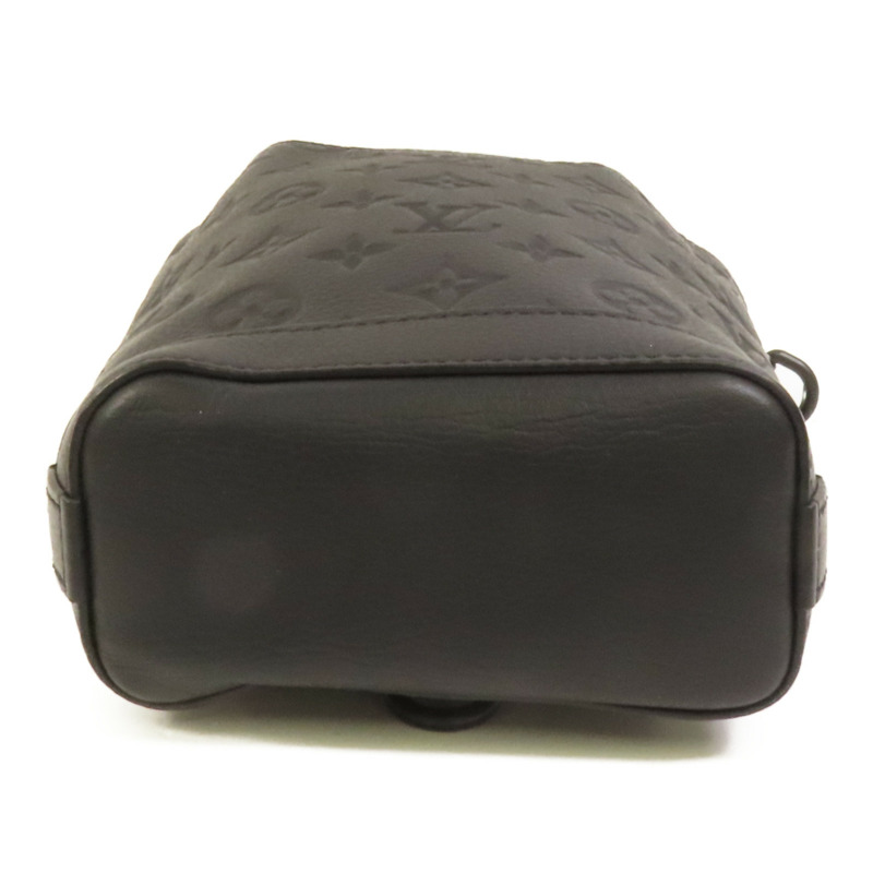 LOUIS VUITTON Mono-Shadow Noe Sling肩背袋-3