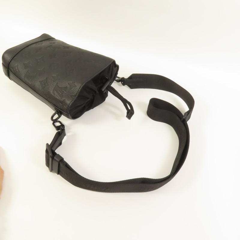 LOUIS VUITTON Mono-Shadow Noe Sling肩背袋-4