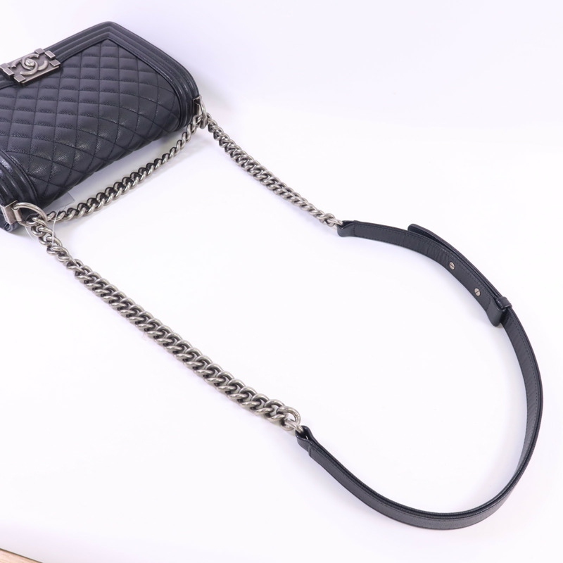 CHANEL 牛皮皮革Boy 25鏈帶肩背袋-4