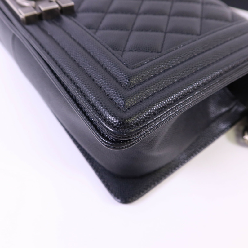 CHANEL 牛皮皮革Boy 25鏈帶肩背袋-11