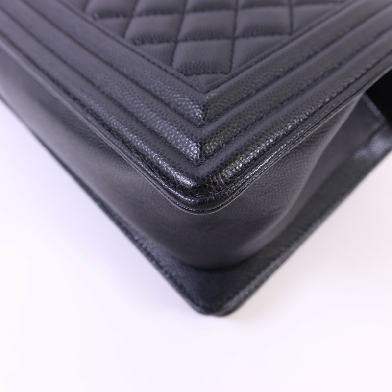 CHANEL 牛皮皮革Boy 25鏈帶肩背袋-13