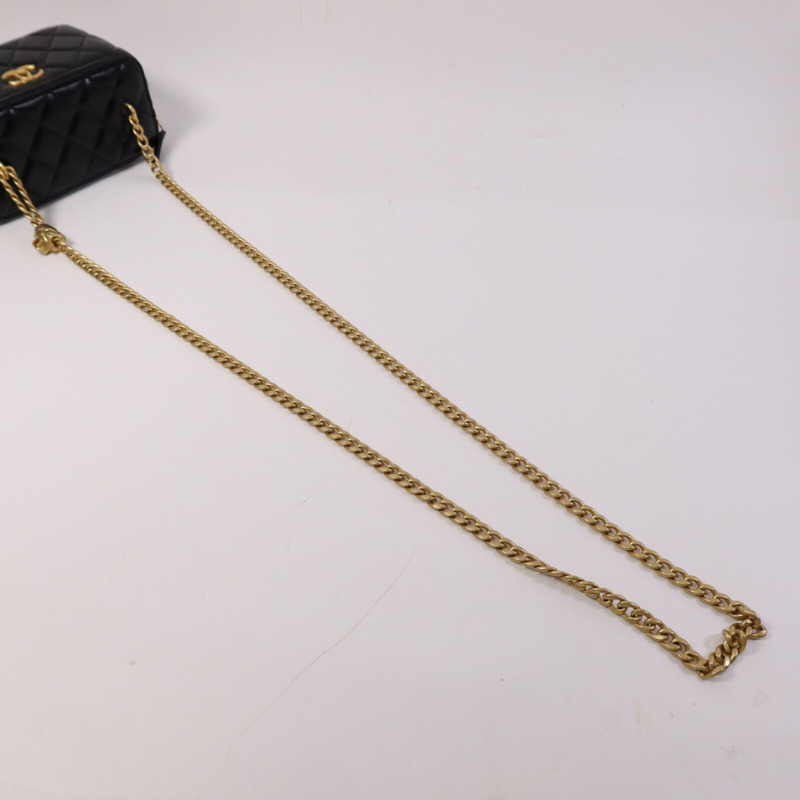 CHANEL 牛皮皮革Vanity Bag金扣鏈帶肩背袋-8