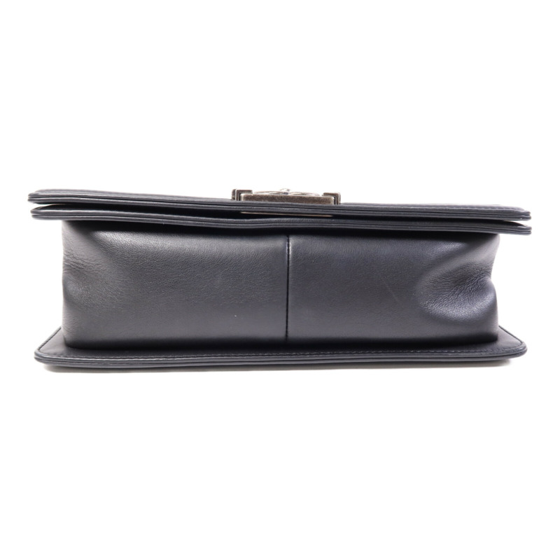 CHANEL 牛皮皮革Boy 25銀扣鏈帶肩背包-3