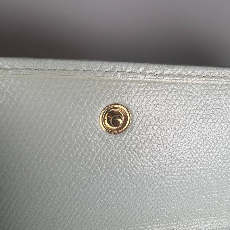 CHANEL VINTAGE釦式長夾 綠 9開-11