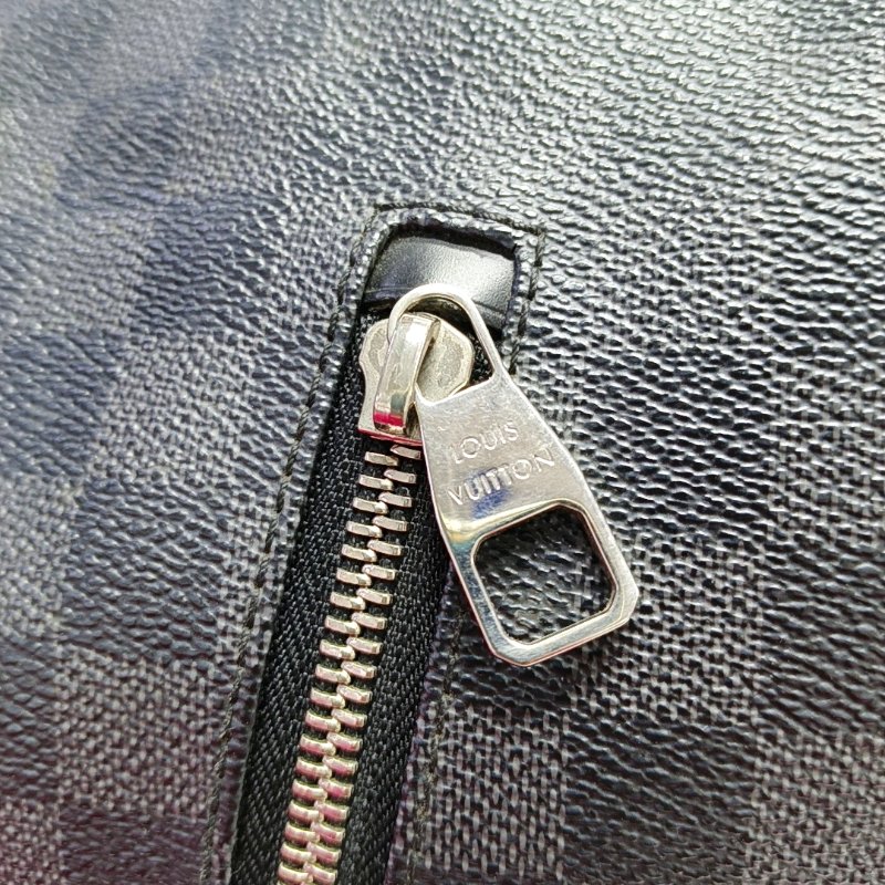 LOUIS VUITTON MICK中號灰色塗層帆布棋盤格單肩包斜挎包銀色五金-7