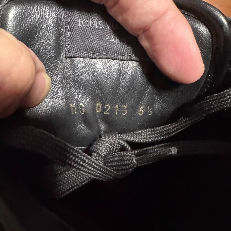 Lv Run Away印花運動鞋 路易威登正品男款 黑色40.5碼-5