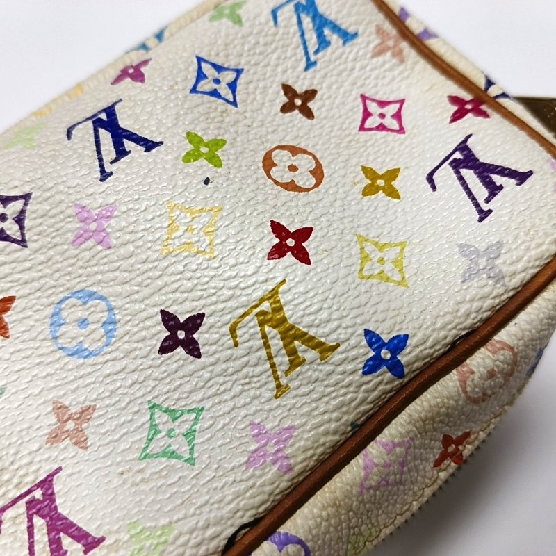 LOUIS VUITTON WAPITY白三彩塗層帆布老花零錢包金色五金-11