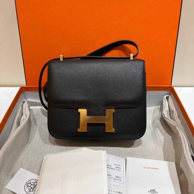 閒置新 愛馬仕/Hermes mini 康康19 constance 黑金 E皮 金扣-2