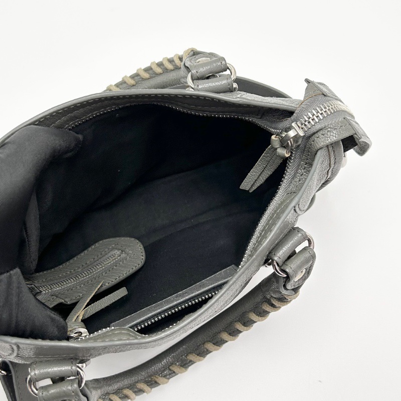 BALENCIAGA 灰色 mini手提肩背機車包24*15*8 98新配件鏡子塵袋-2