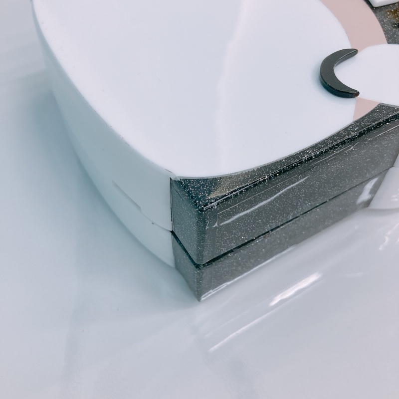 MS0516 KARL 老佛爺可愛版閃粉硬盒子鍊帶包包LAGERFELD IKONIK VERTICAL CLUTCH BOX ACRYLIC-27