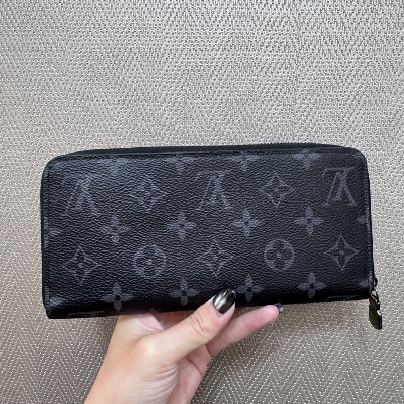 LV Zippy黑灰老花拉鍊長夾 晶片款-1