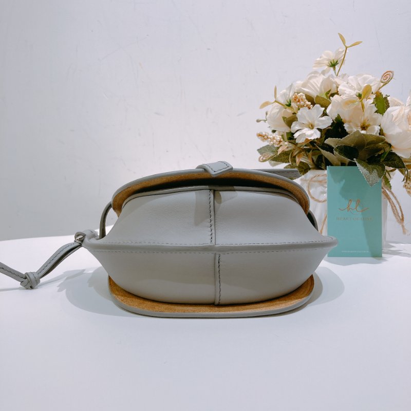 TW4673 Loewe 羅意威 迷你手袋 灰色 Mini Gate Bag Calfskin Grey-4