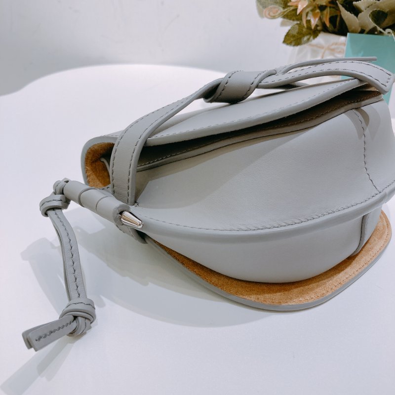 TW4673 Loewe 羅意威 迷你手袋 灰色 Mini Gate Bag Calfskin Grey-5