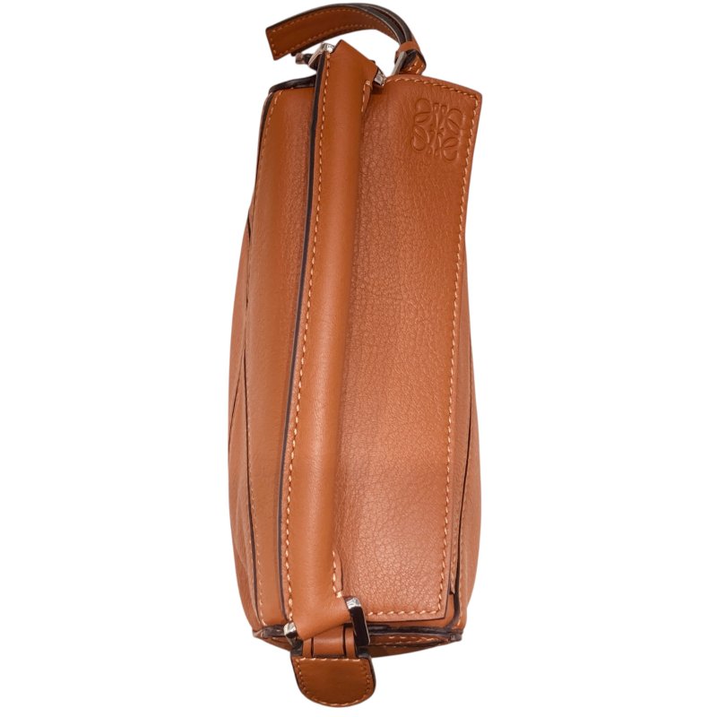 LOEWE 羅威 012128 Mini Puzzle bag 側背包 皮革 咖啡色 銀扣-6