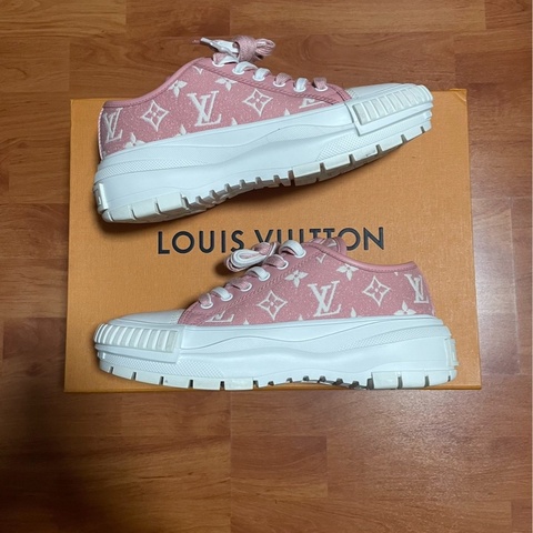 Lv Squad厚底鞋 路易威登低幫休閒鞋女款 粉白色 37碼