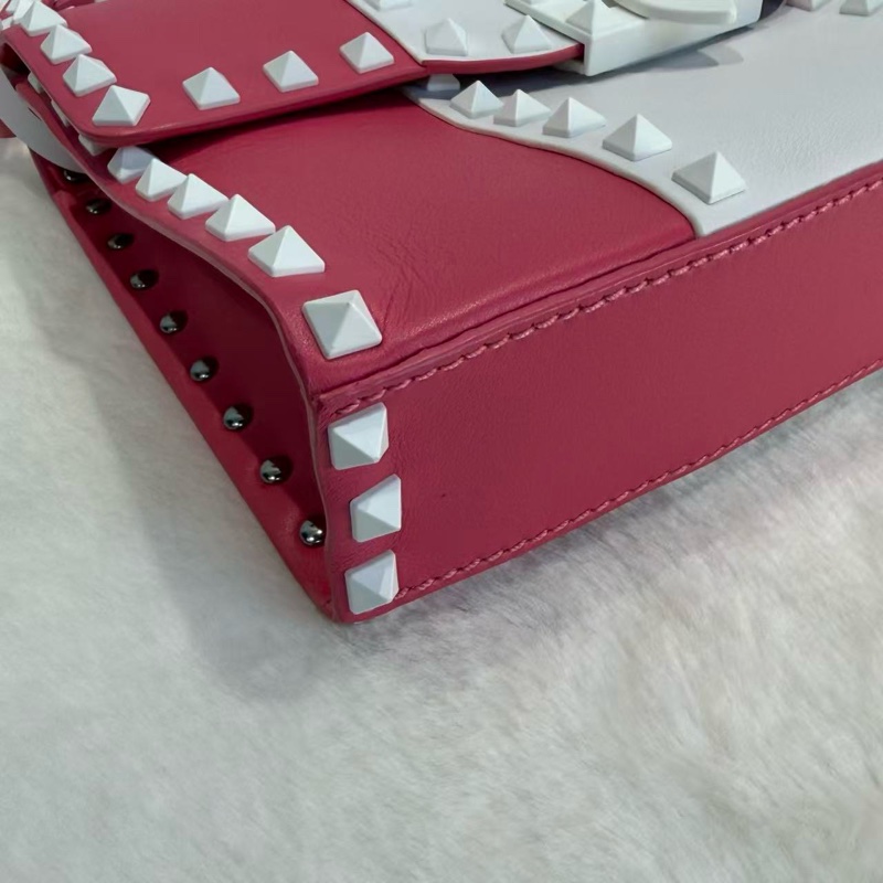 Valentino 鉚釘斜挎包粉色系搖滾風格飾釘元素時尚個性手提單肩包-2