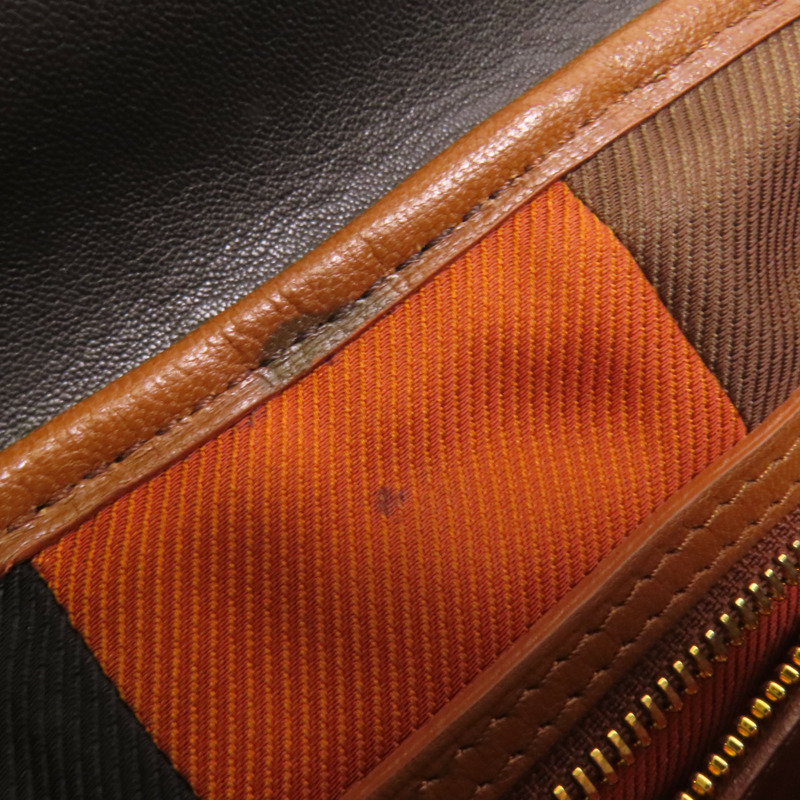 LOUIS VUITTON Monogram Goatskin Pochette Plate Marine金扣肩背包-14