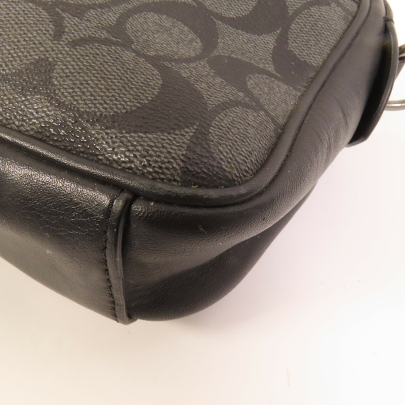 COACH 塗層帆布Sholder Bag銀扣肩背袋-11