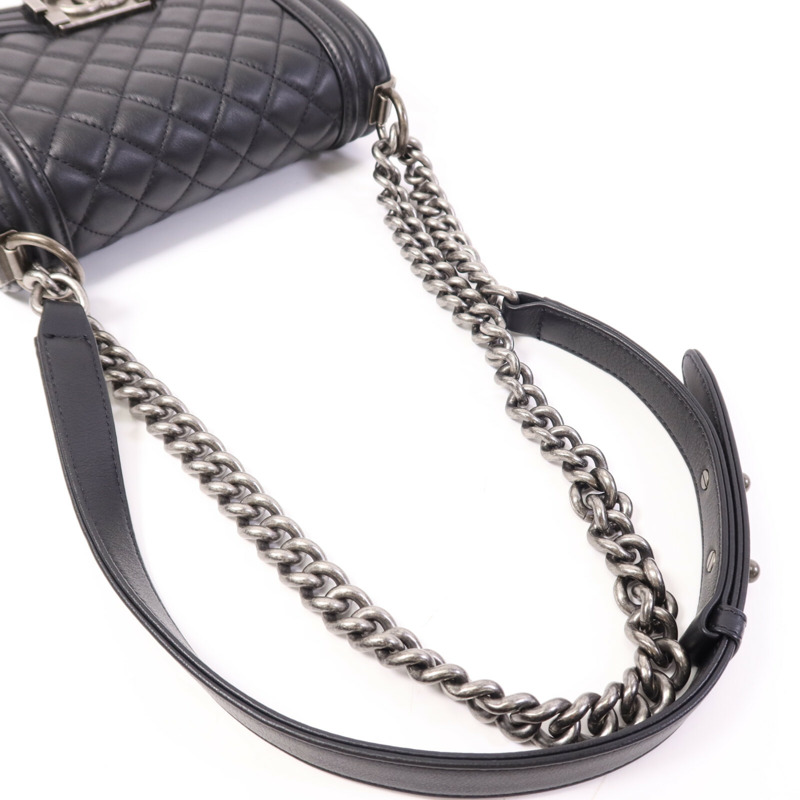 CHANEL 牛皮皮革Boy 20銀扣鏈帶肩背袋-9