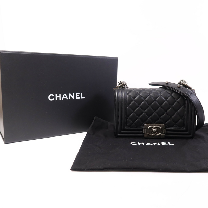 CHANEL 牛皮皮革Boy 20銀扣鏈帶肩背袋-10