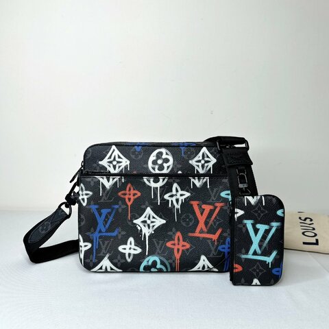 LV Trio塗鴉三合一郵差包