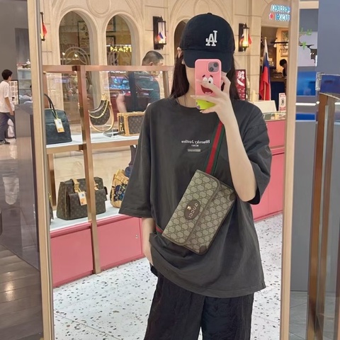 💗香緹國際精品💗 782 Gucci 虎頭腰包 #中性款