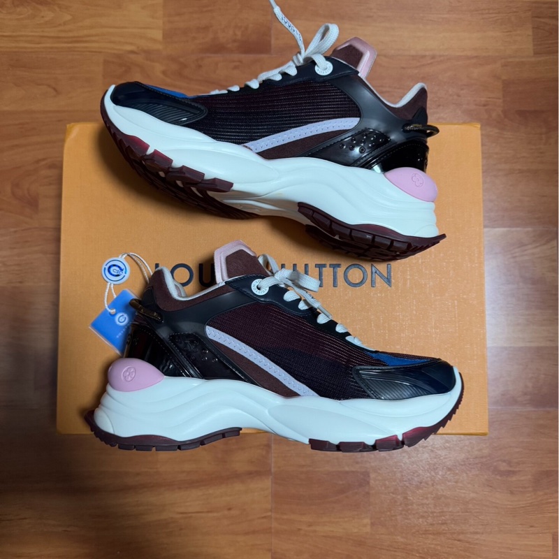 路易威登Lv Run 55老爹鞋 休閒女鞋 黑紅色 36碼-1