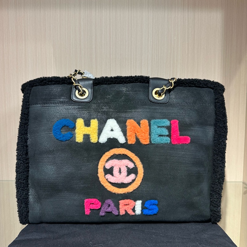 CHANEL香奈兒羊羔毛托特包 大號-0