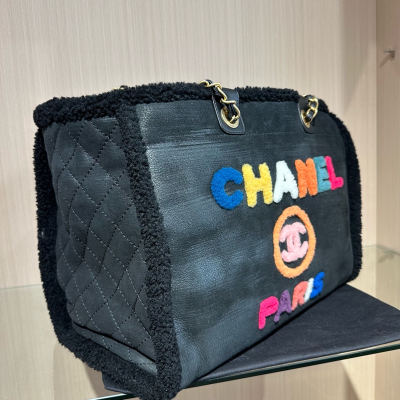 CHANEL香奈兒羊羔毛托特包 大號-1