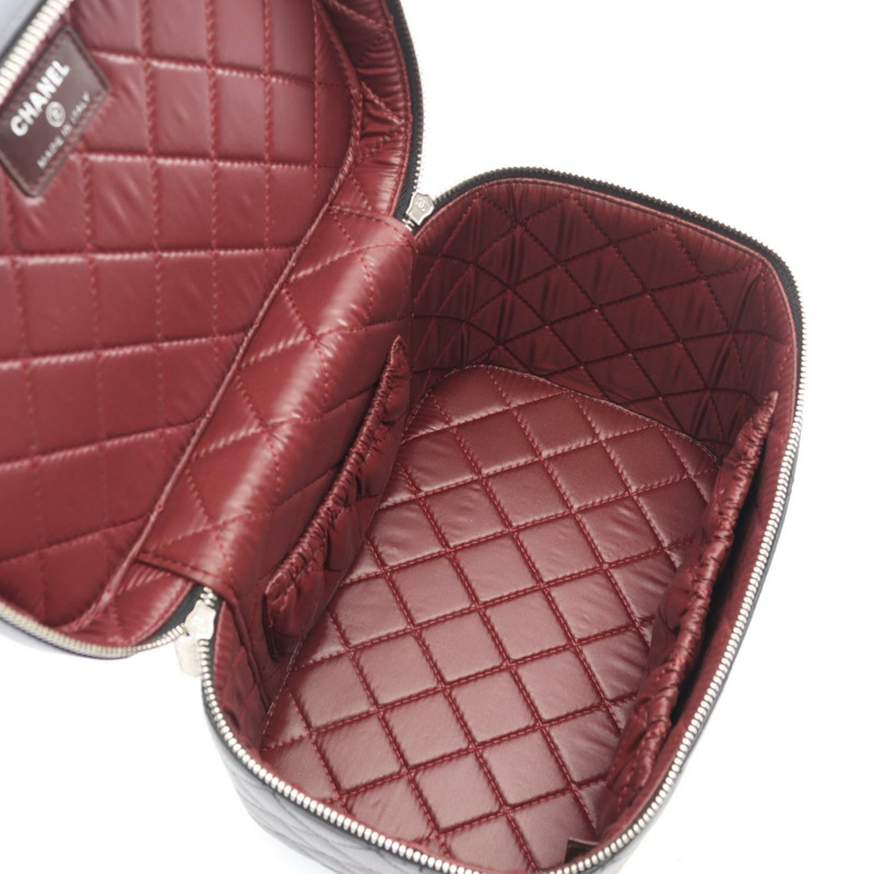 香奈兒 (CHANEL) Matelasse Vanity 手袋，羊皮材質，黑色，銀色五金，二手，女士 Coco CC-2