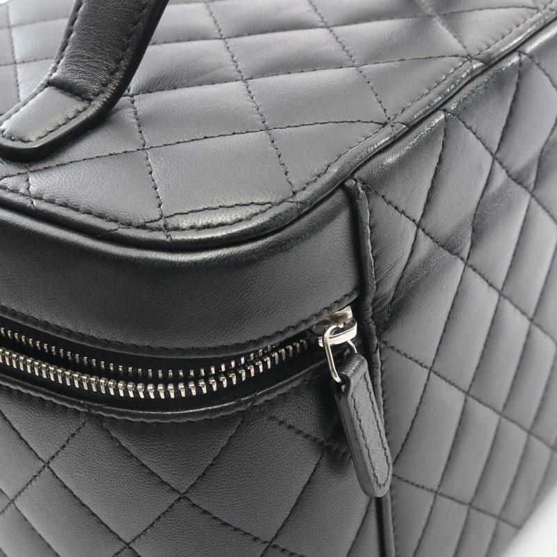 香奈兒 (CHANEL) Matelasse Vanity 手袋，羊皮材質，黑色，銀色五金，二手，女士 Coco CC-8