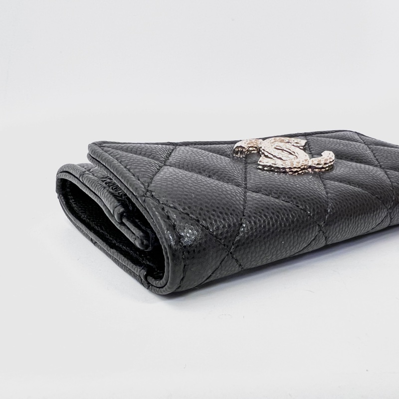 Chanel 黑荔枝皮波紋雙C logo下蓋零錢卡包-9