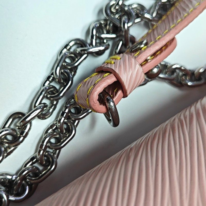 LOUIS VUITTON TWIST 中號 粉色EPI牛皮水波紋單肩包斜挎包 銀色五金 可拆卸肩帶 9.8新-12
