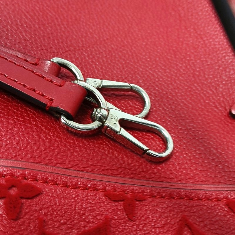 LOUIS VUITTON W紅色牛皮老花浮雕單肩包手提包銀色五金可拆卸肩帶-13