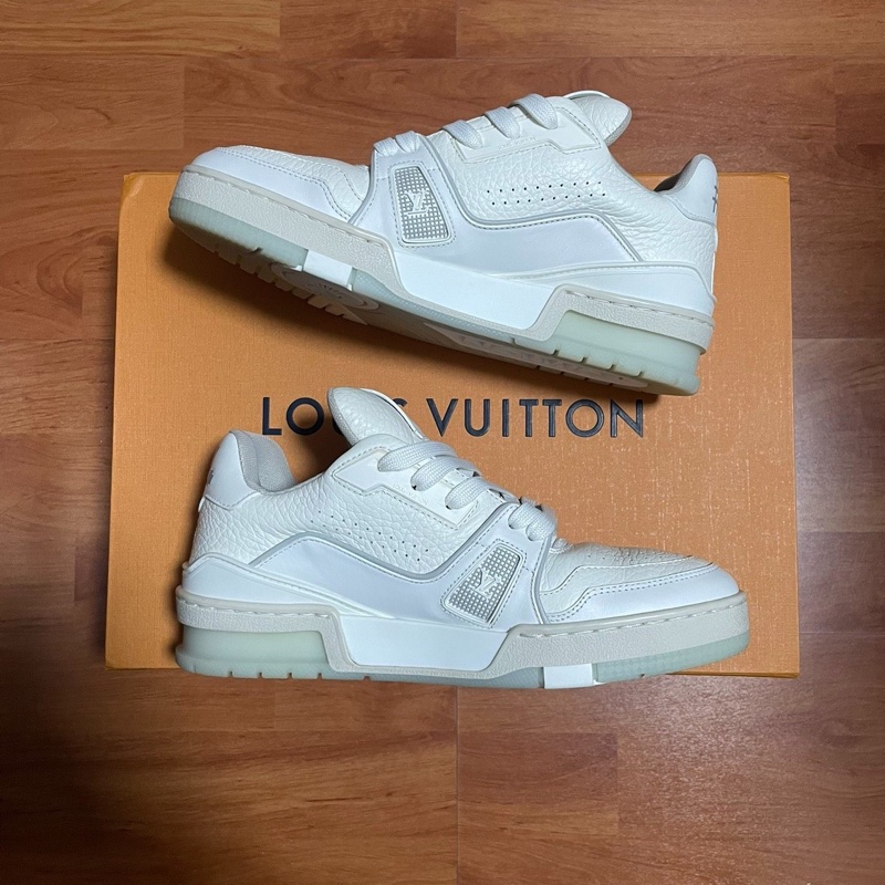 Lv Trainer白水泥 路易威登灰白配色 低幫時尚板鞋37.5碼-1