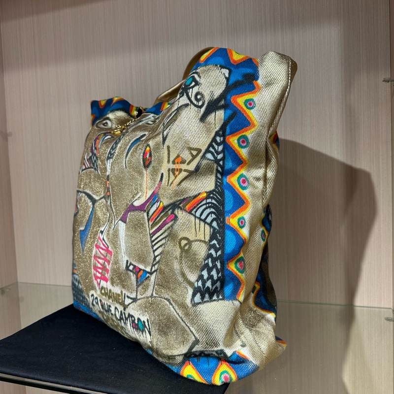 CHENEL香奈兒塗鴉帆布包大號-1