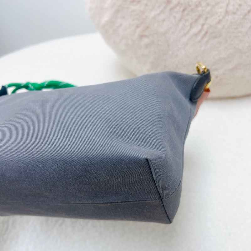 全新 Miu Miu gabardine 灰色飯盒包/腋下包-7