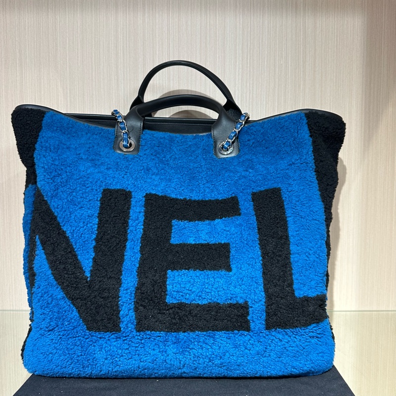 CHANEL香奈兒字母羊羔毛絨鏈條托特包大號 藍黑色-3