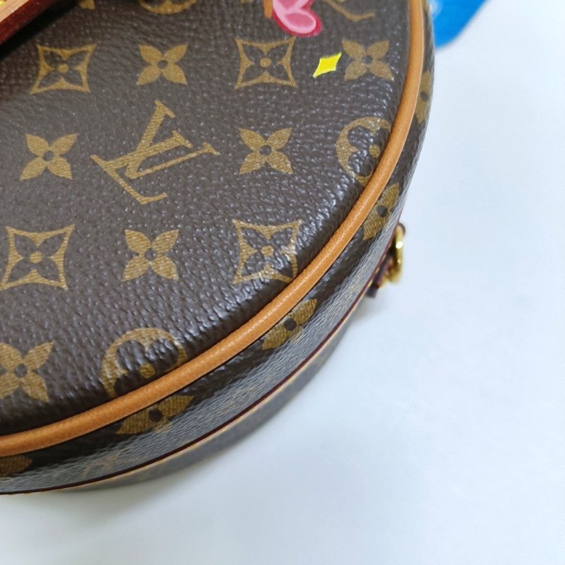 LOUIS VUITTON BOITE CHAPEAU 小號棕色塗層帆布老花印花圓餅包單肩包手提包斜挎包金色五金可拆卸肩帶-11